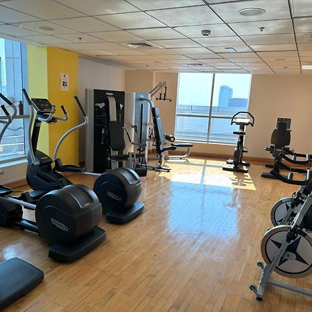 Cozy Marina & Sea View Apt In Bay Central Tower Dubai Marina With Modern Gym & Pool, Steps To Beach & Metro 외부 사진