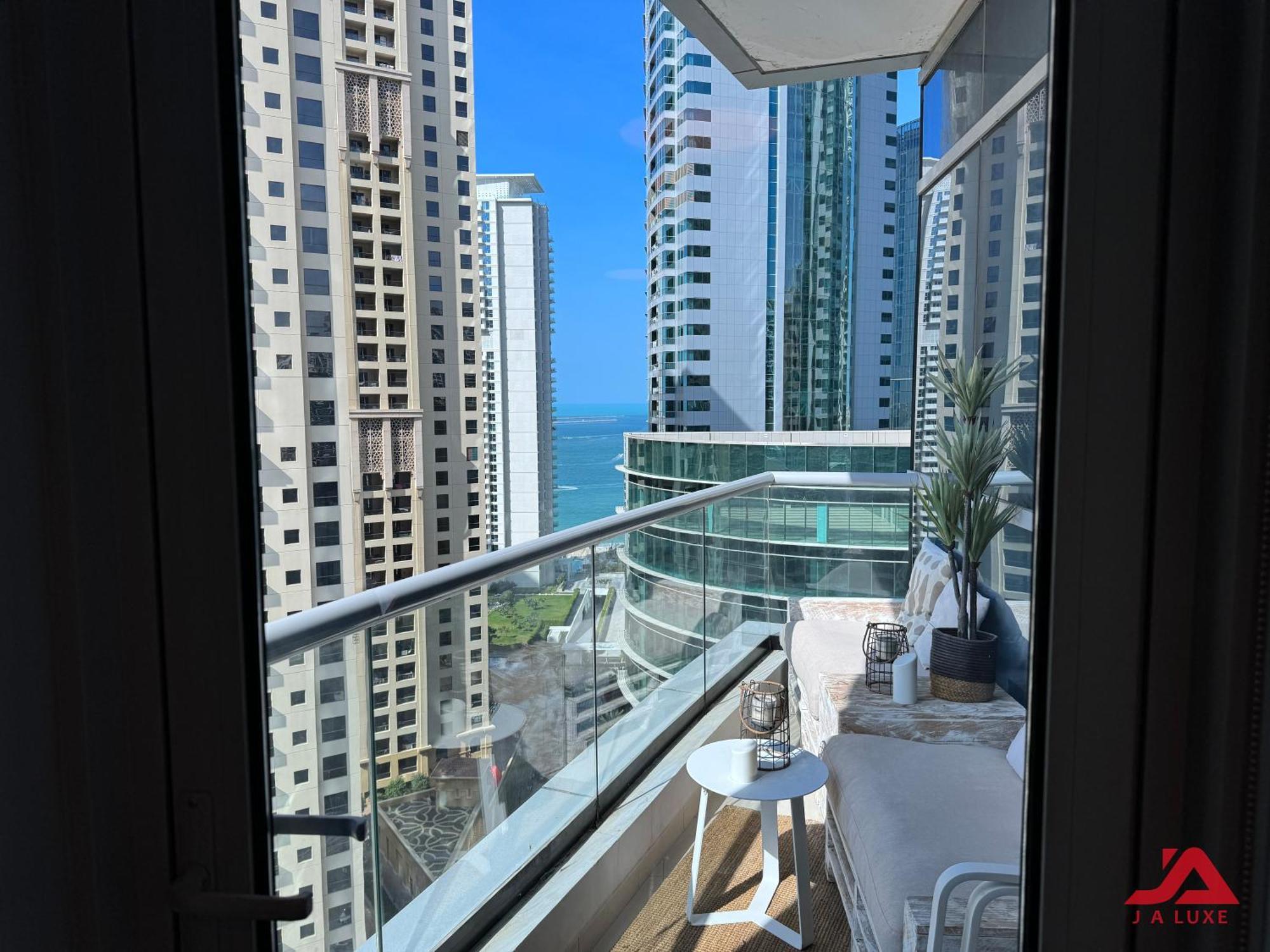 Cozy Marina & Sea View Apt In Bay Central Tower Dubai Marina With Modern Gym & Pool, Steps To Beach & Metro 외부 사진
